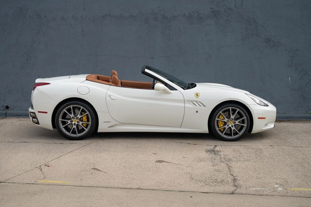 2013 Ferrari California - Image 7 of 21