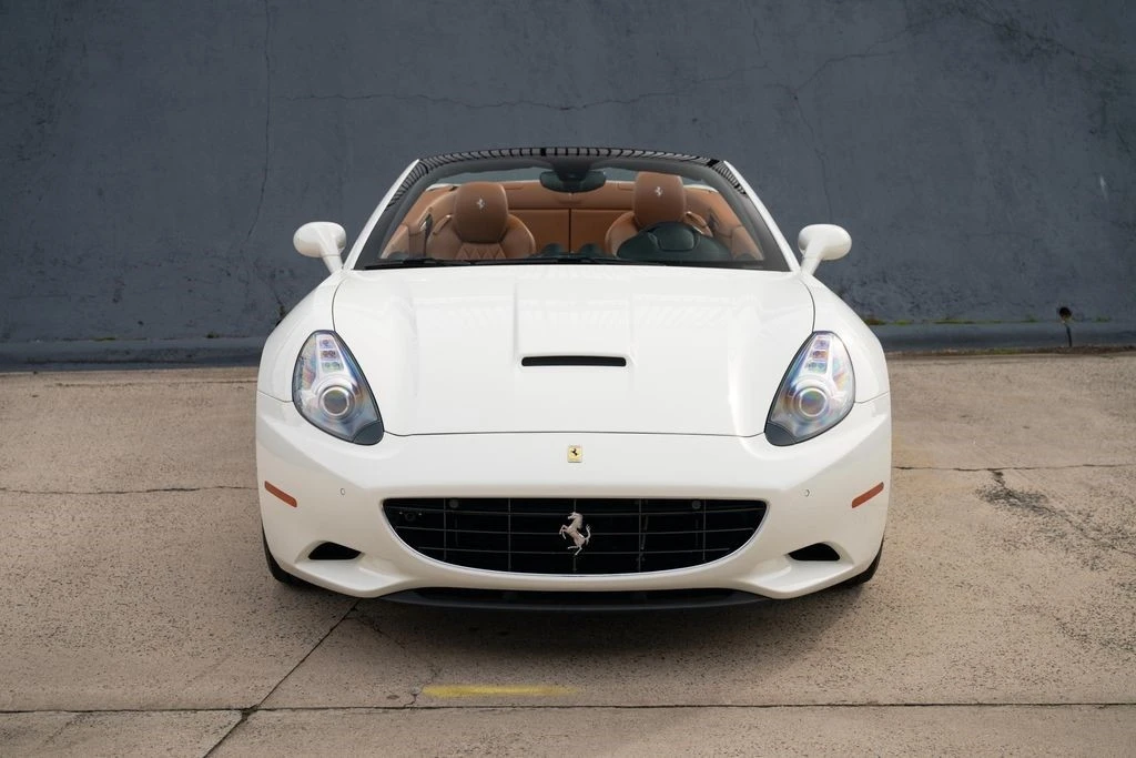2013 Ferrari California - Image 6 of 21