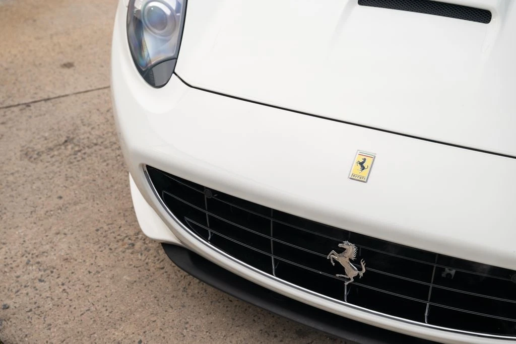 2013 Ferrari California - Image 12 of 21