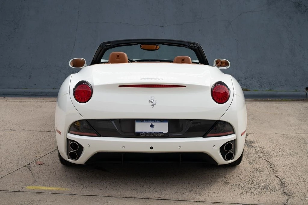 2013 Ferrari California - Image 9 of 21