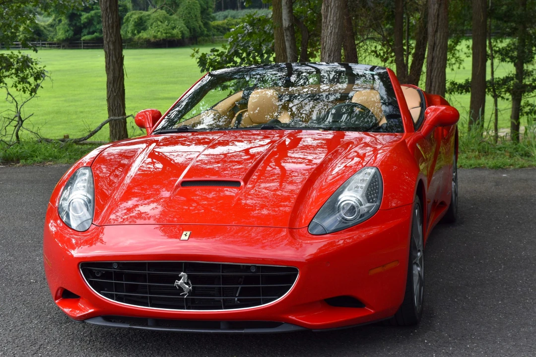2013 Ferrari California - Image 9 of 31