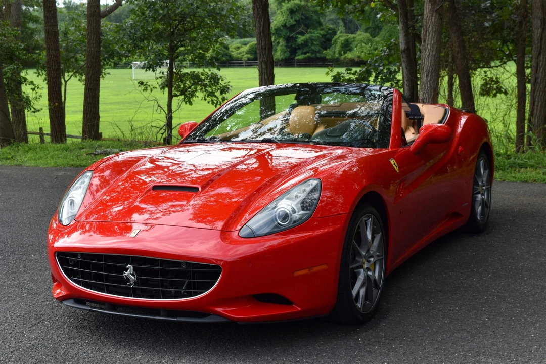 2013 Ferrari California - Image 8 of 31