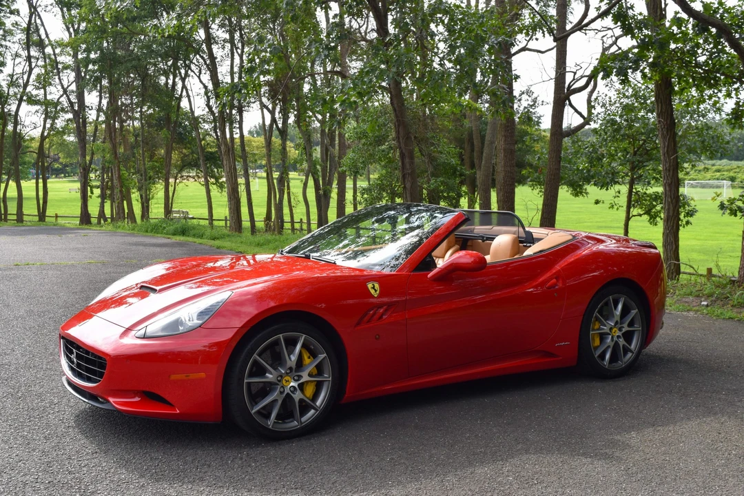 2013 Ferrari California - Image 3 of 31
