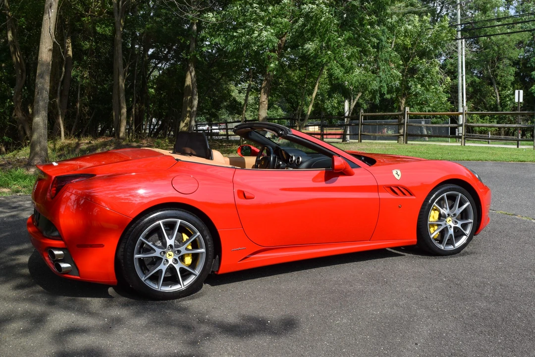 2013 Ferrari California - Image 29 of 31