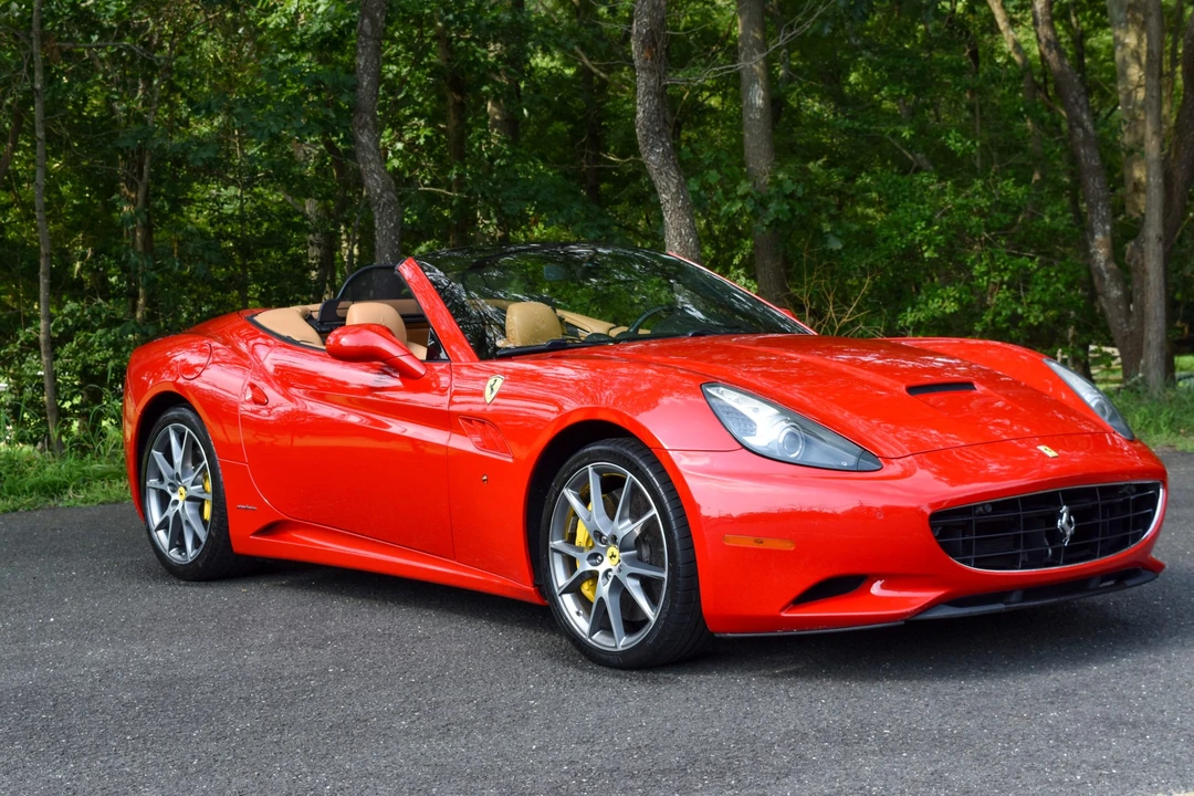 2013 Ferrari California - Image 17 of 31