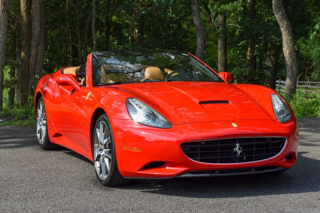 2013 Ferrari California - Image 14 of 31