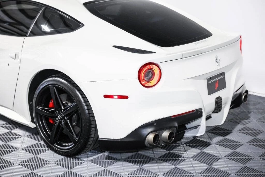2013 Ferrari F12berlinetta - Image 8 of 21