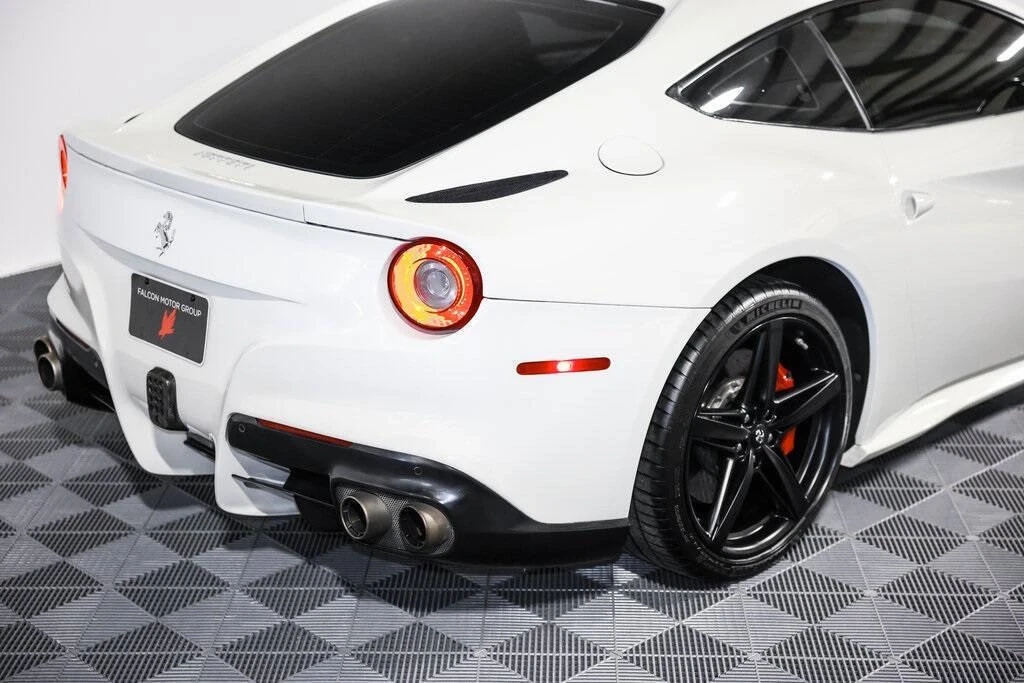 2013 Ferrari F12berlinetta - Image 6 of 21