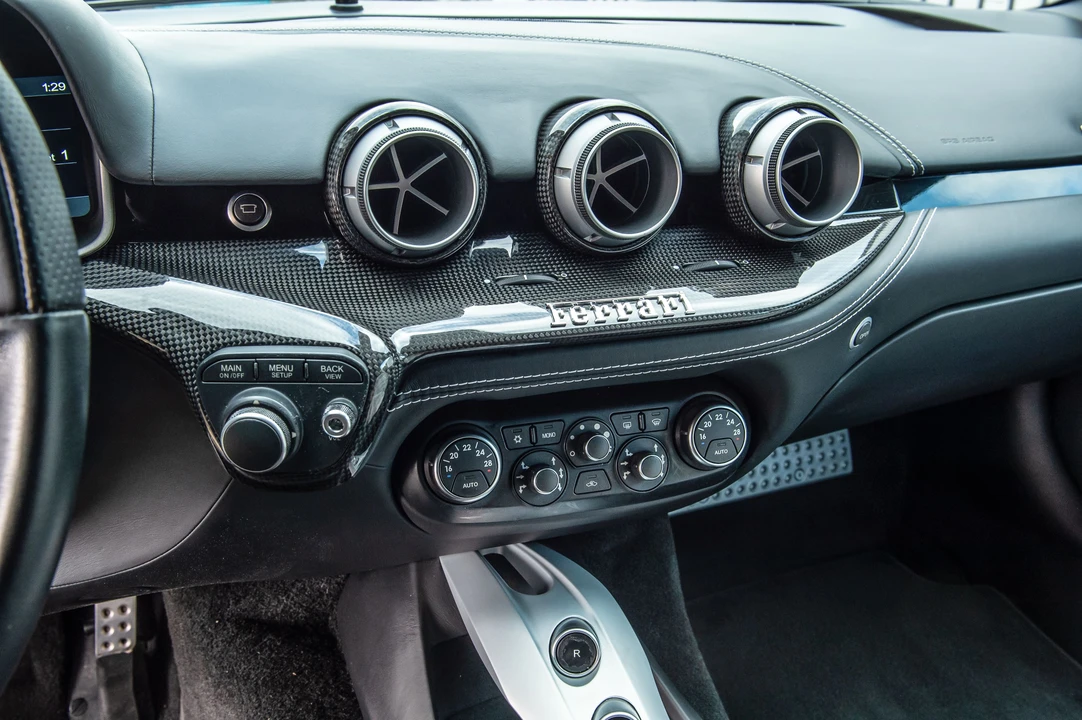 2013 Ferrari F12berlinetta - Image 28 of 31