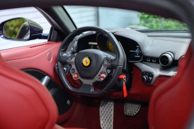 2013 Ferrari F12berlinetta - Image 24 of 31
