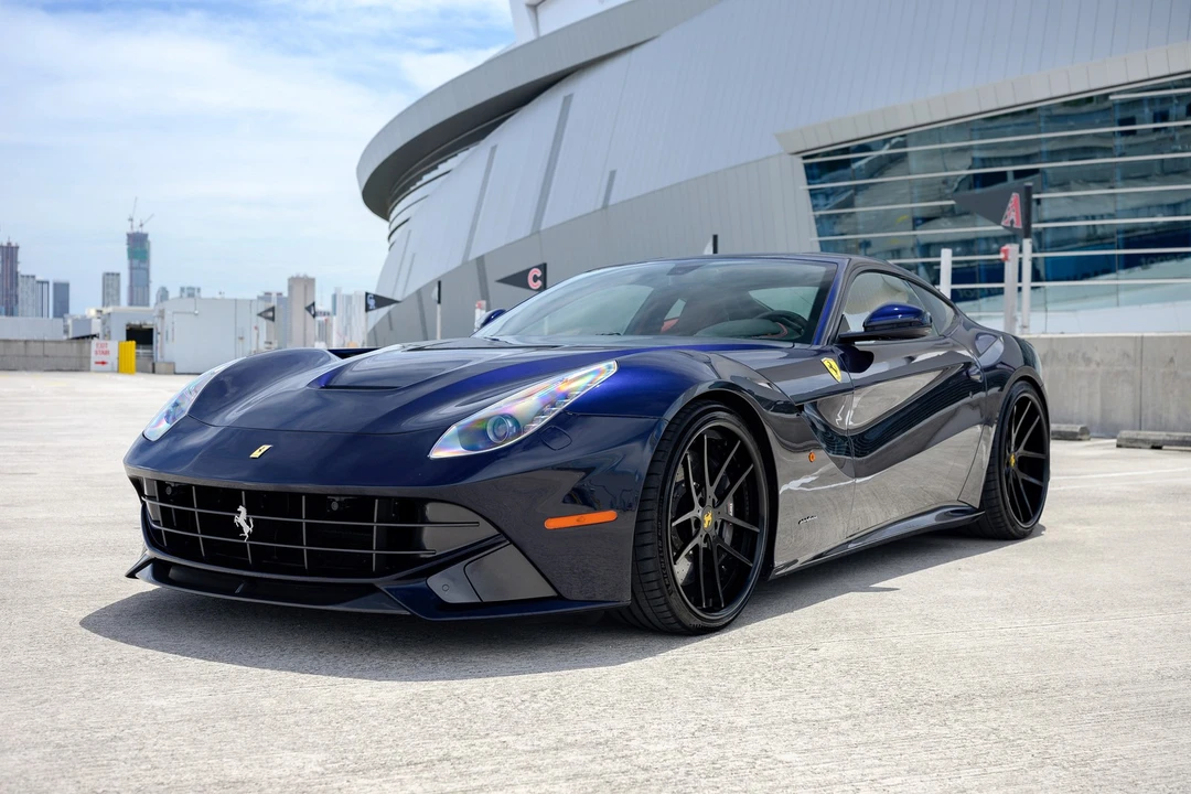 2013 Ferrari F12berlinetta - Image 3 of 31