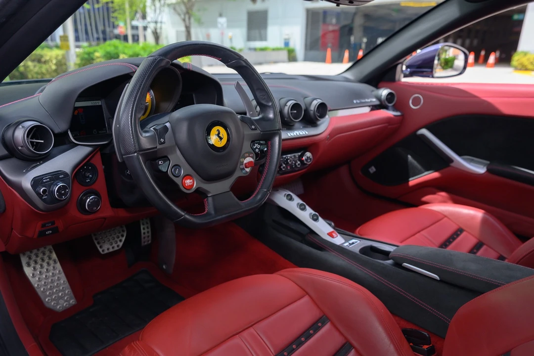 2013 Ferrari F12berlinetta - Image 17 of 31