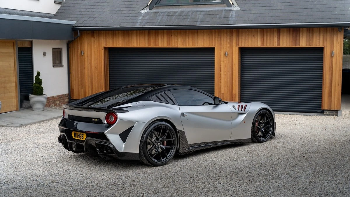 2013 Ferrari F12berlinetta - Image 2 of 30