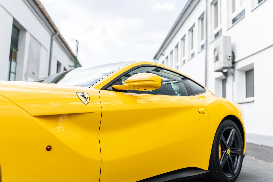 2013 Ferrari F12berlinetta - Image 21 of 31