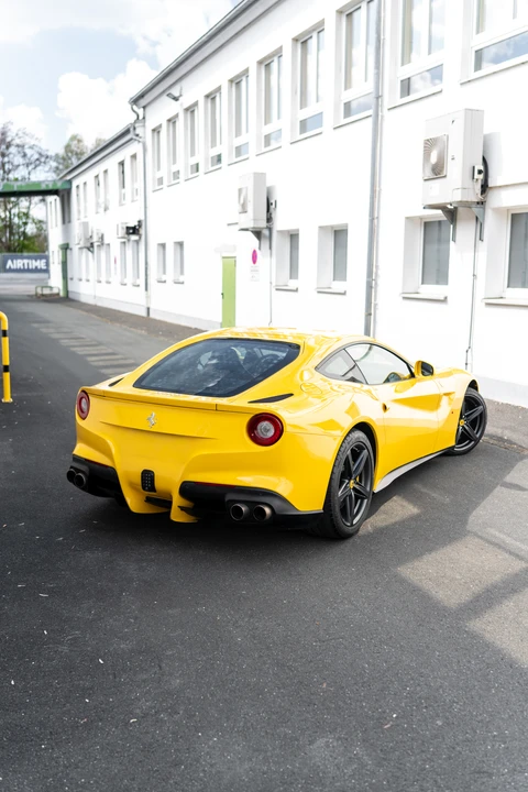 2013 Ferrari F12berlinetta - Image 31 of 31
