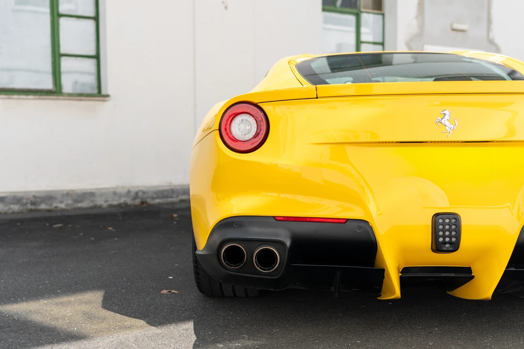 2013 Ferrari F12berlinetta - Image 14 of 31