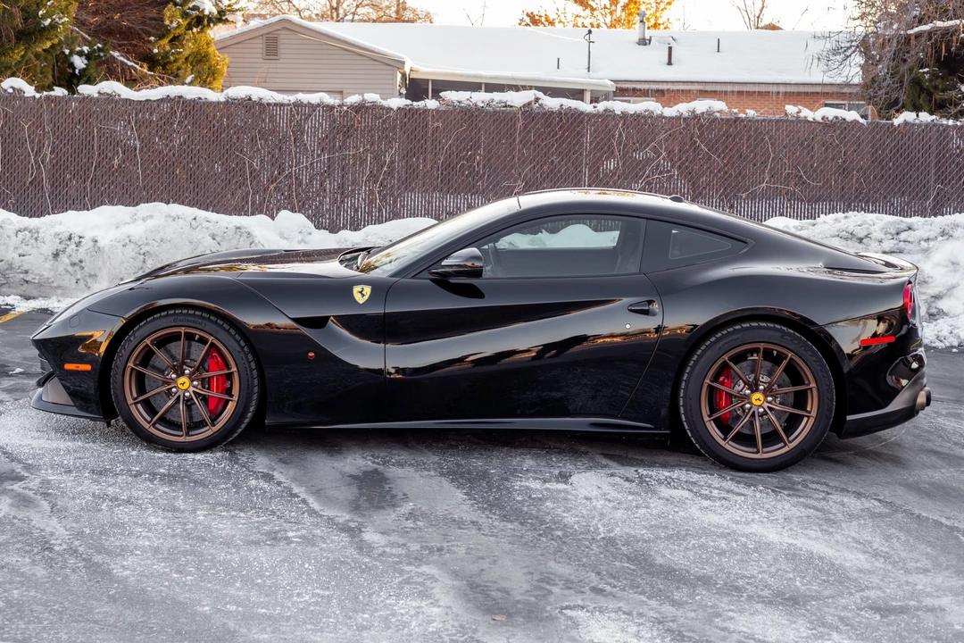 2013 Ferrari F12berlinetta - Image 3 of 31