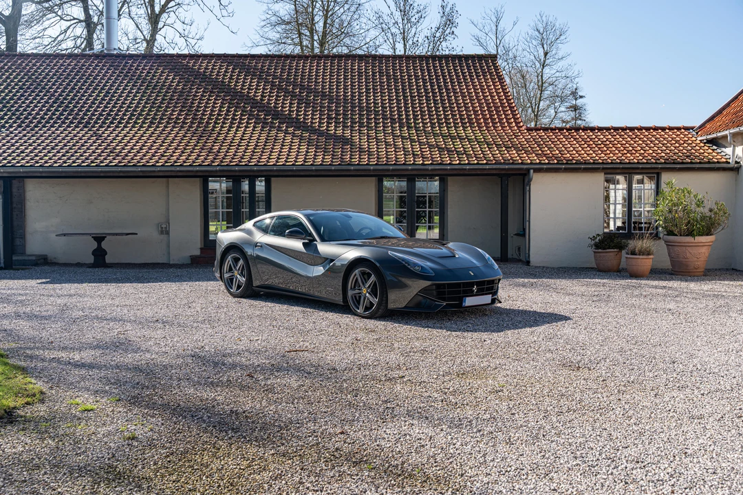 2013 Ferrari F12berlinetta - Image 9 of 31