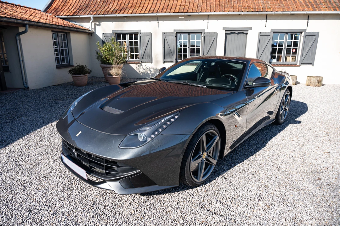 2013 Ferrari F12berlinetta - Image 13 of 31