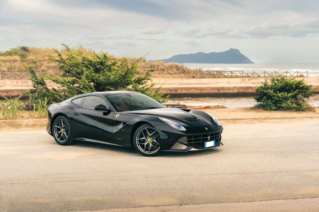 2012 Ferrari F12berlinetta - Image 13 of 31