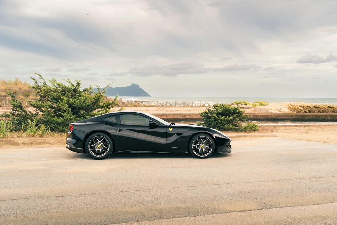2012 Ferrari F12berlinetta - Image 14 of 31