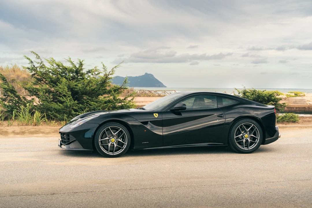 2012 Ferrari F12berlinetta - Image 8 of 31