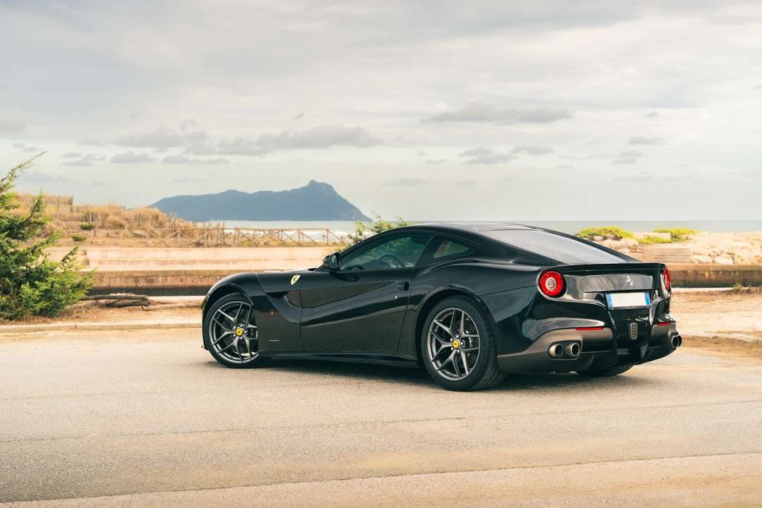 2012 Ferrari F12berlinetta - Image 7 of 31