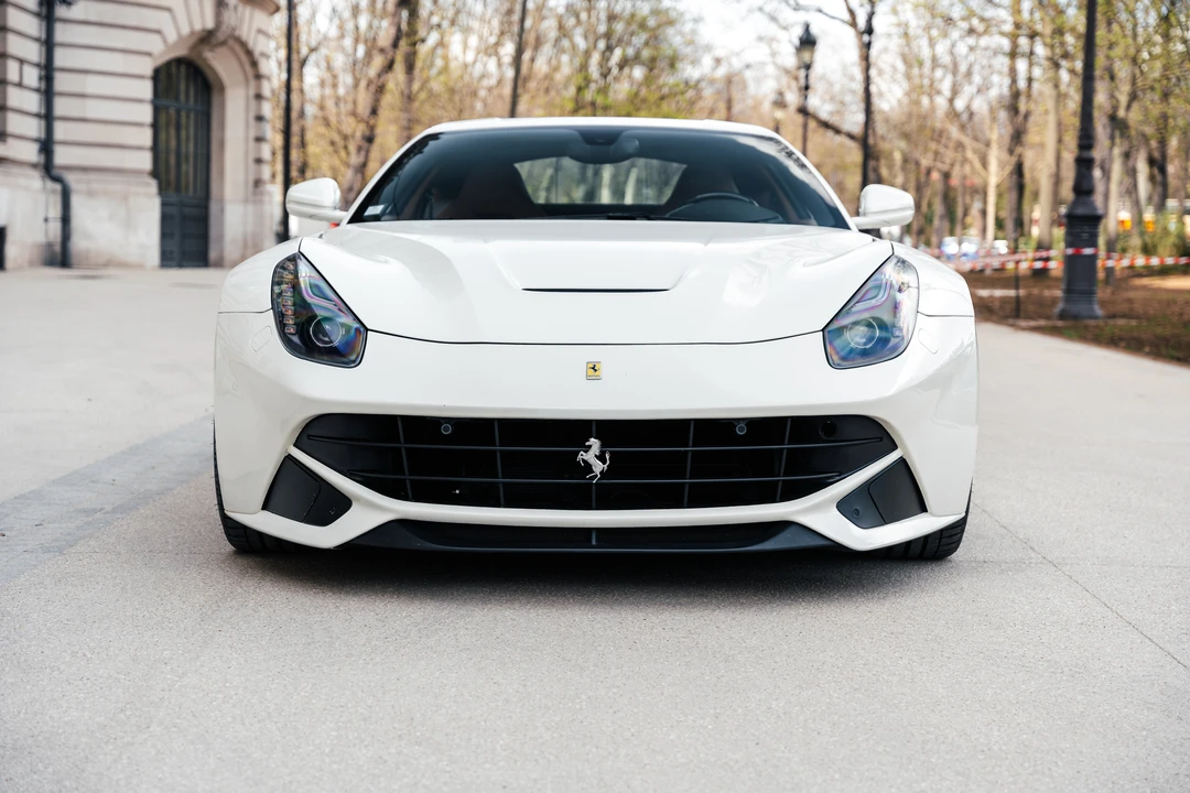 2013 Ferrari F12berlinetta - Image 2 of 31