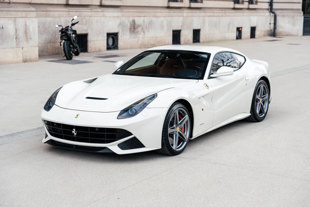 2013 Ferrari F12berlinetta - Image 9 of 31