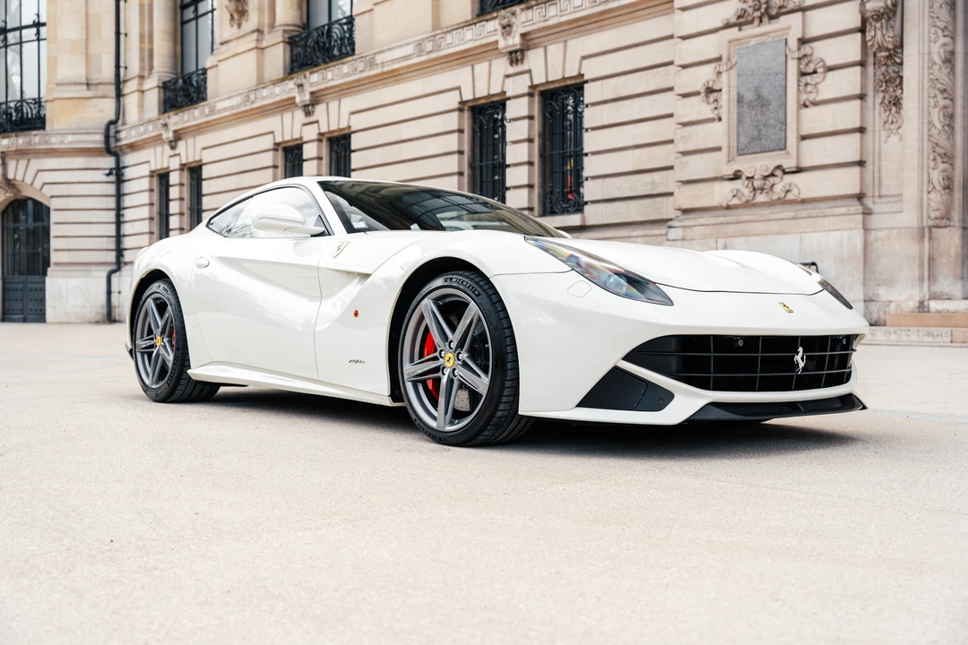 2013 Ferrari F12berlinetta - Image 8 of 31