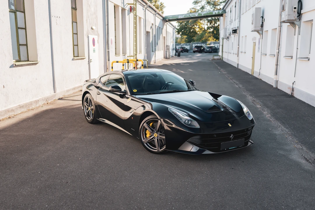 2013 Ferrari F12berlinetta - Image 12 of 31