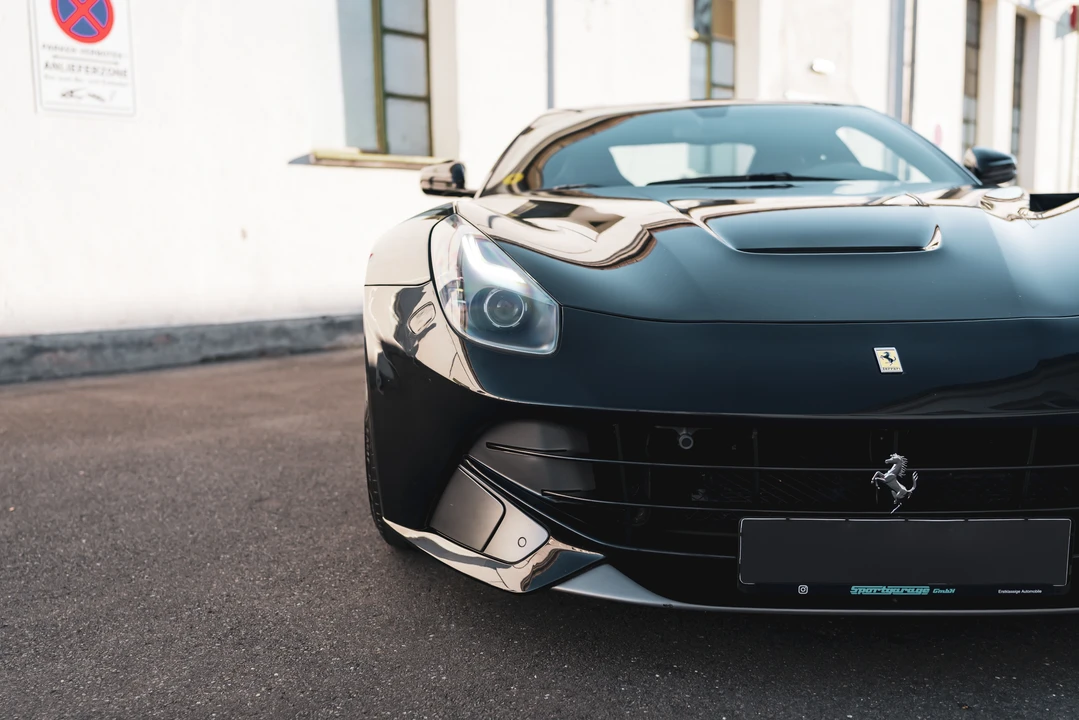 2013 Ferrari F12berlinetta - Image 17 of 31