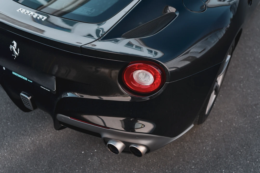 2013 Ferrari F12berlinetta - Image 25 of 31