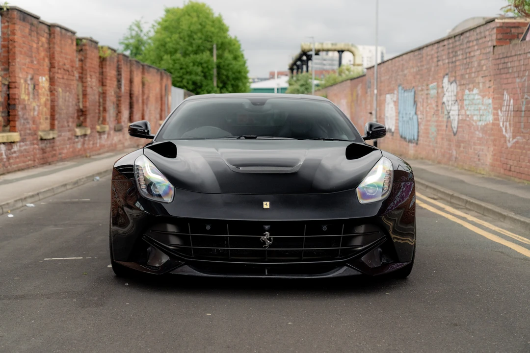 2013 Ferrari F12berlinetta - Image 2 of 31