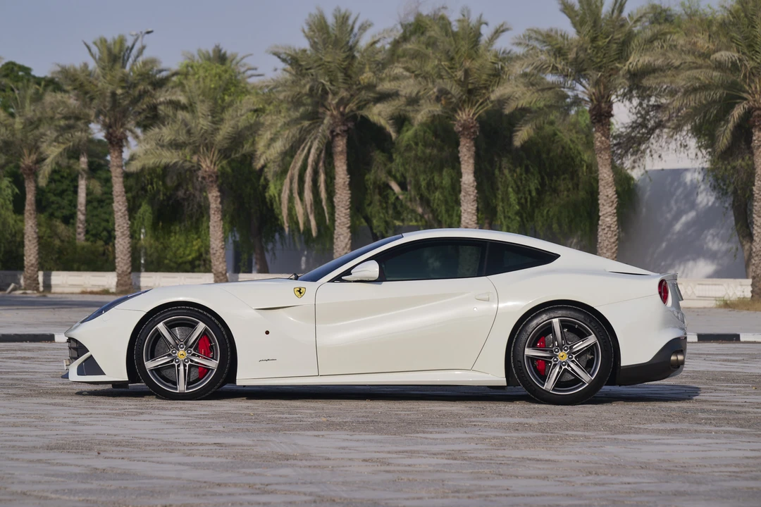 2013 Ferrari F12berlinetta - Image 4 of 31