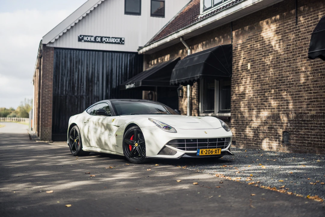 2013 Ferrari F12berlinetta - Image 10 of 31