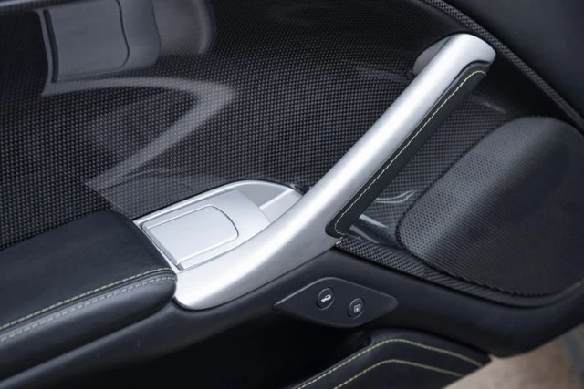 2013 Ferrari F12berlinetta - Image 28 of 31