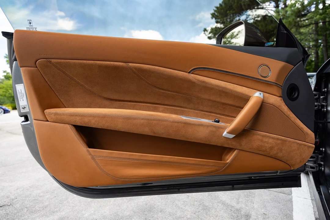 2013 Ferrari FF - Image 10 of 12