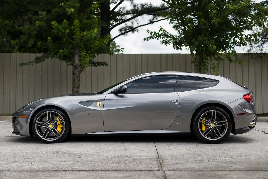 2013 Ferrari FF - Image 9 of 12
