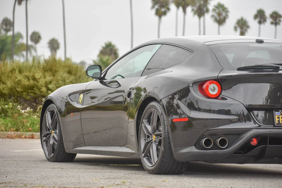 2013 Ferrari FF - Image 28 of 31