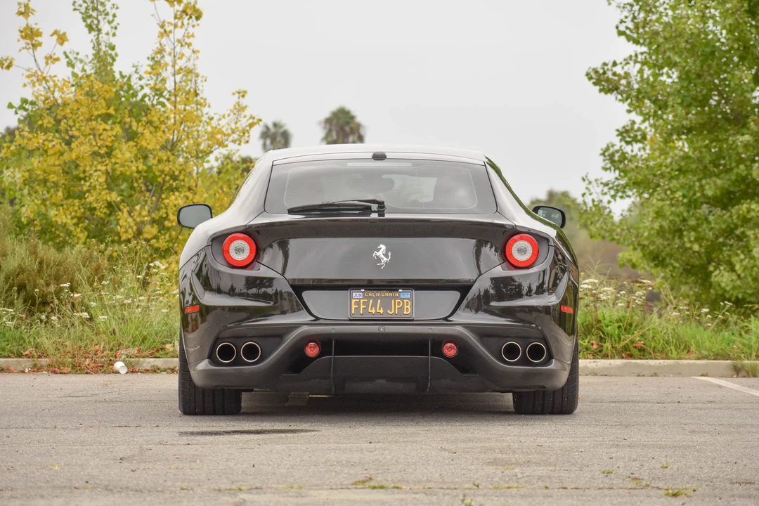 2013 Ferrari FF - Image 8 of 31