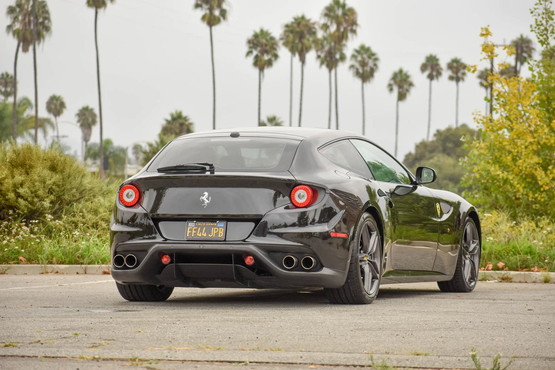 2013 Ferrari FF - Image 7 of 31