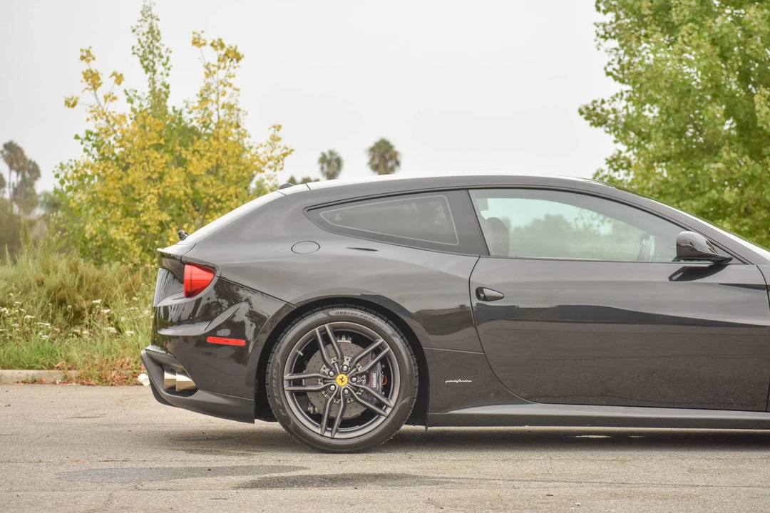 2013 Ferrari FF - Image 16 of 31