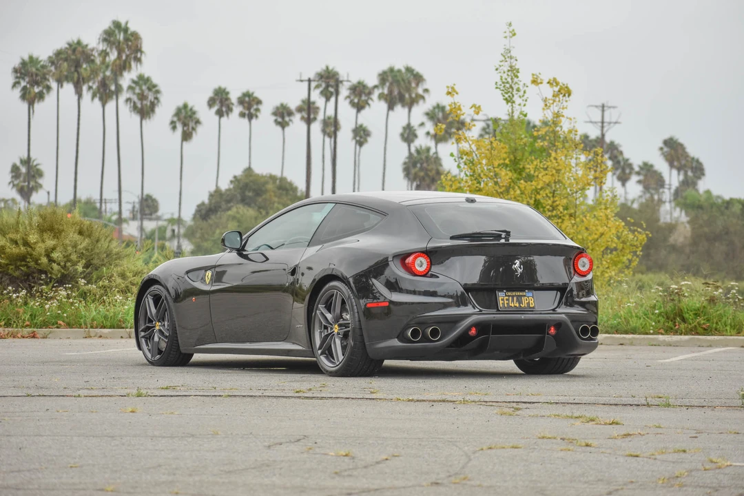 2013 Ferrari FF - Image 10 of 31