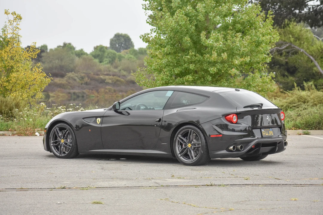 2013 Ferrari FF - Image 12 of 31