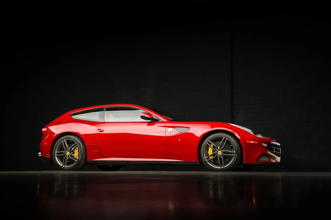 2013 Ferrari FF - Image 12 of 31