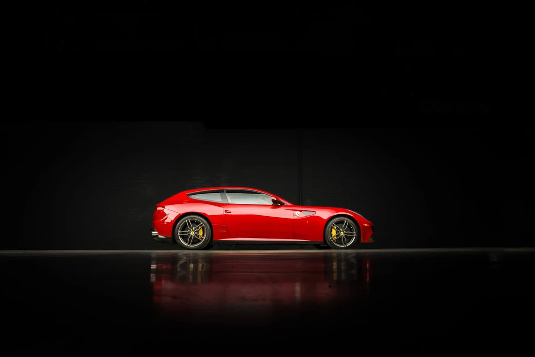 2013 Ferrari FF - Image 15 of 31