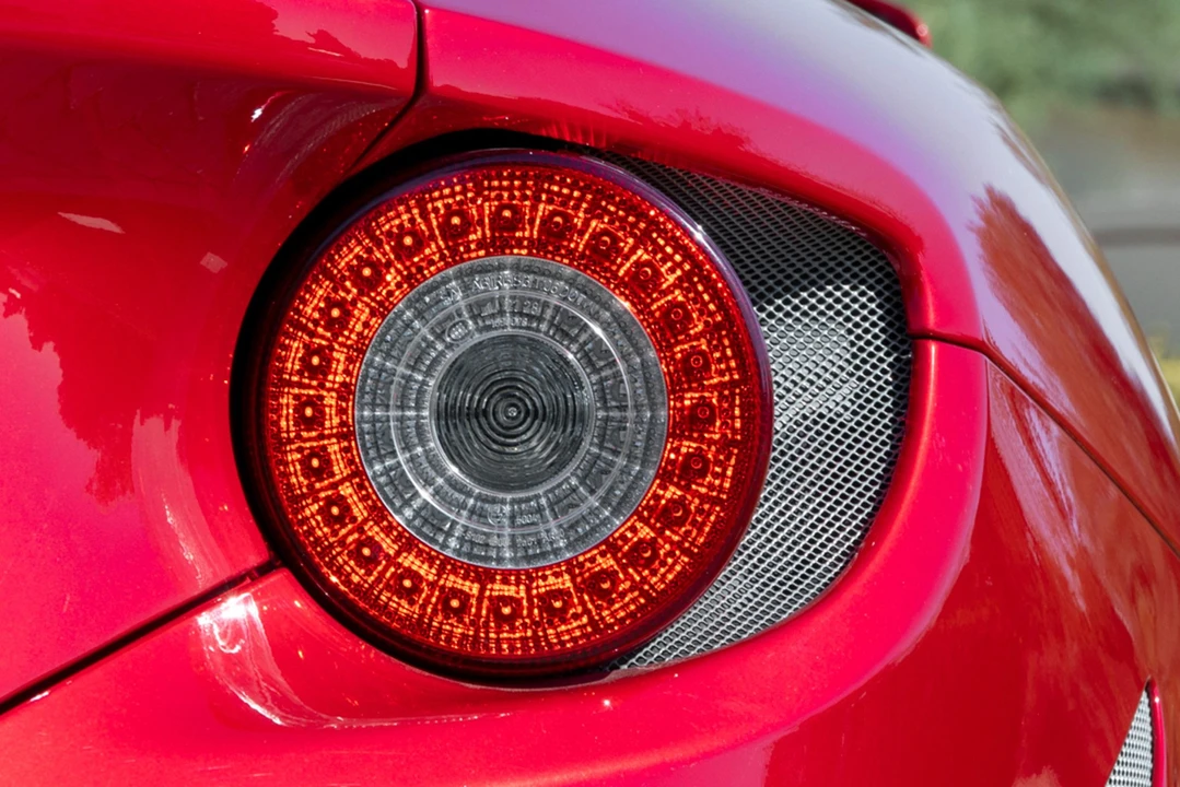 2013 Ferrari FF - Image 24 of 31
