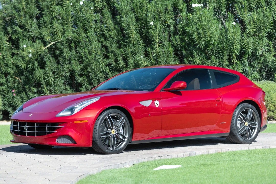 2013 Ferrari FF - Image 2 of 31