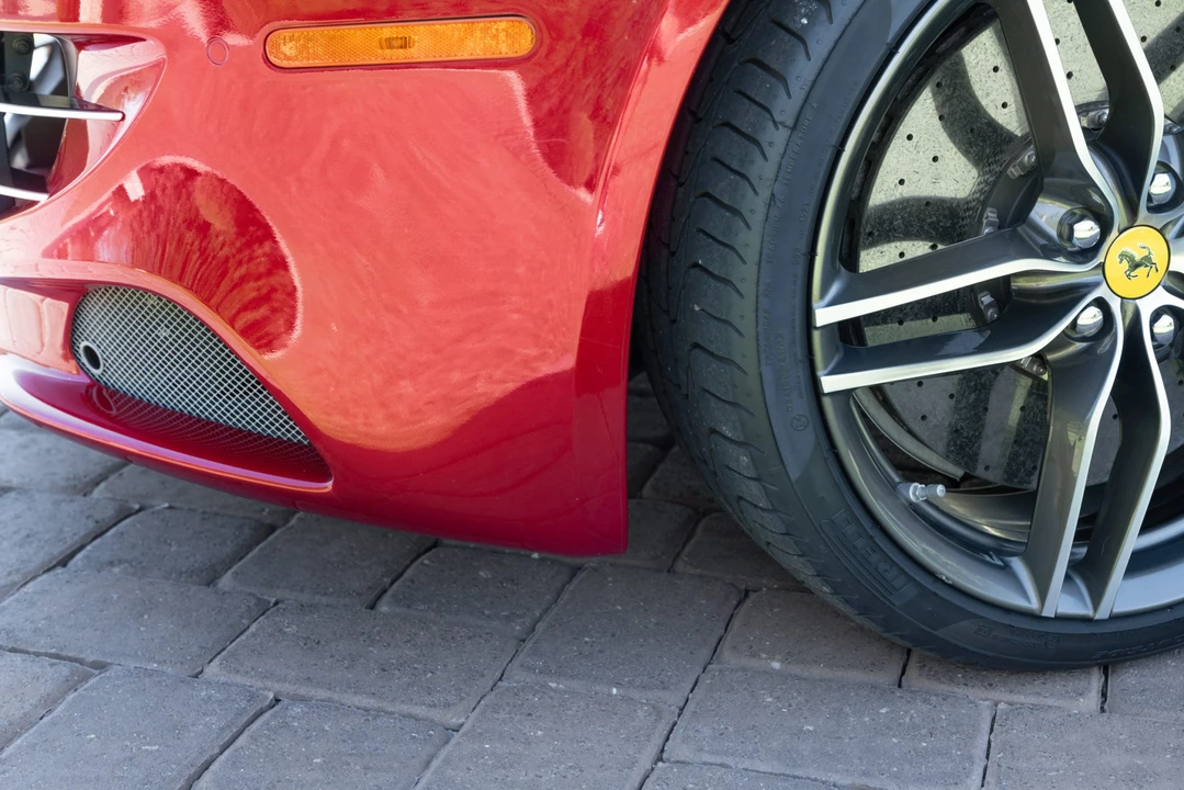 2013 Ferrari FF - Image 9 of 31